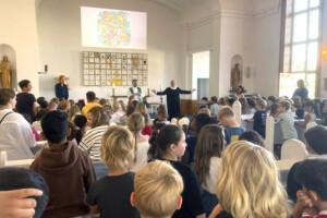 Skoleåret begynder med gudstjeneste